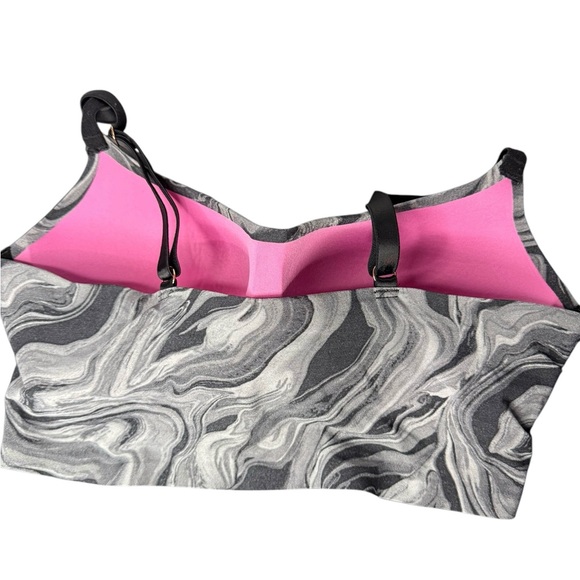 Victoria Secret Pink Wireless Lightly Unlined Bra - Picture 2 of 3